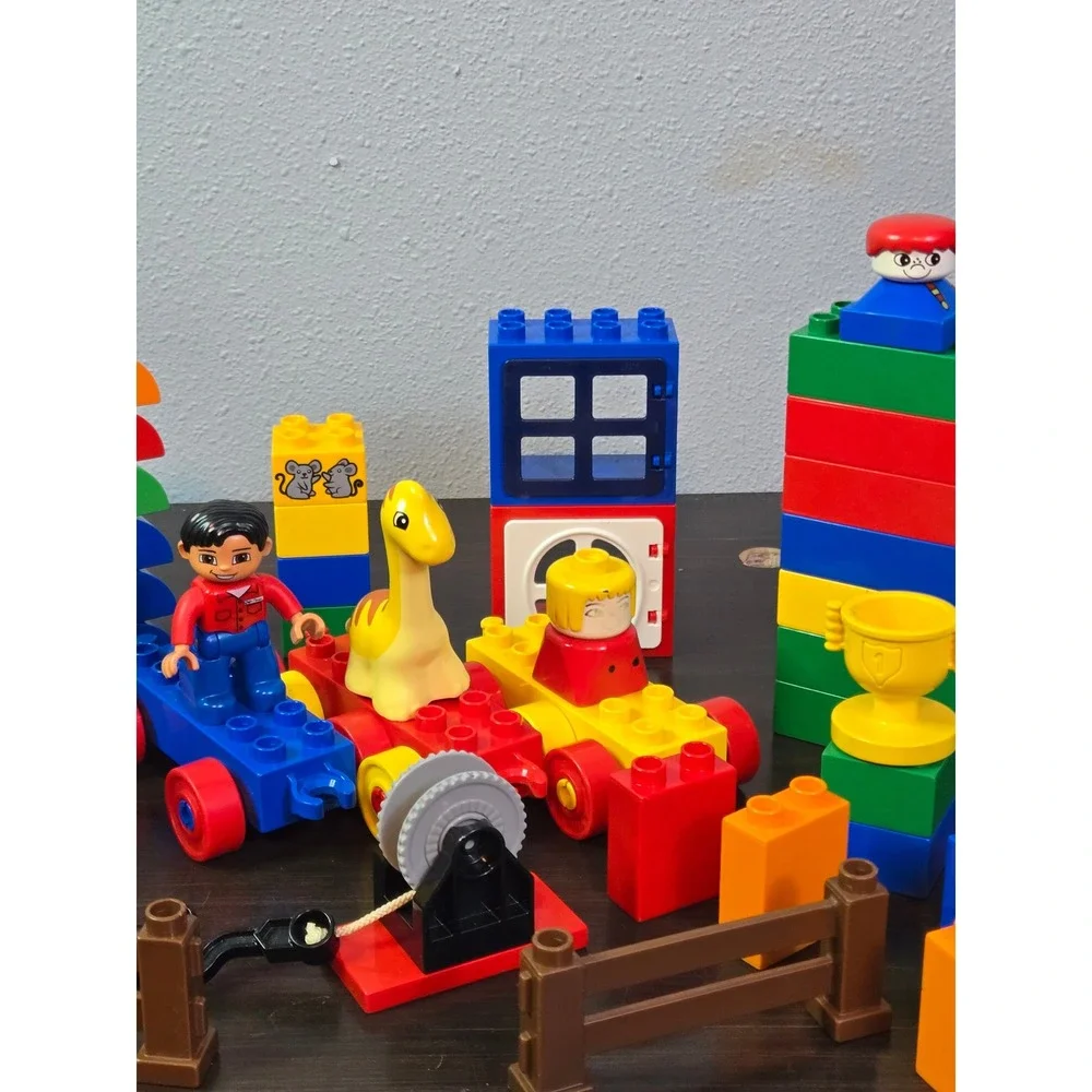 Lego duplo building